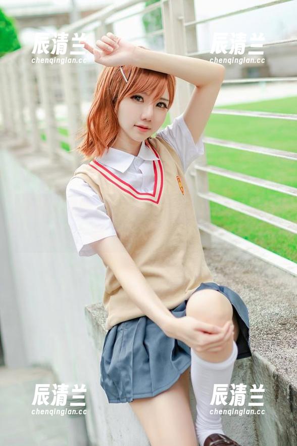 资源满满的Sally Dorasnow女仆装特辑，咬人猫来啦！